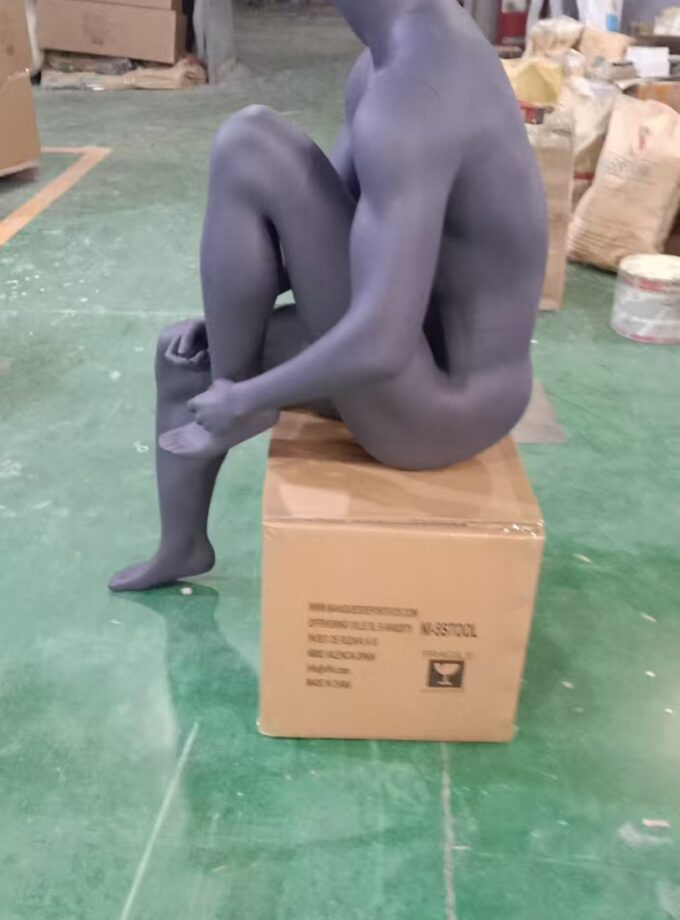 maniqui hombre sentado NI-5